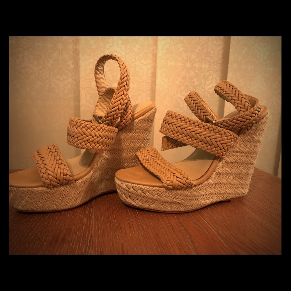 NEW without tags brown wedge wrap around wedge